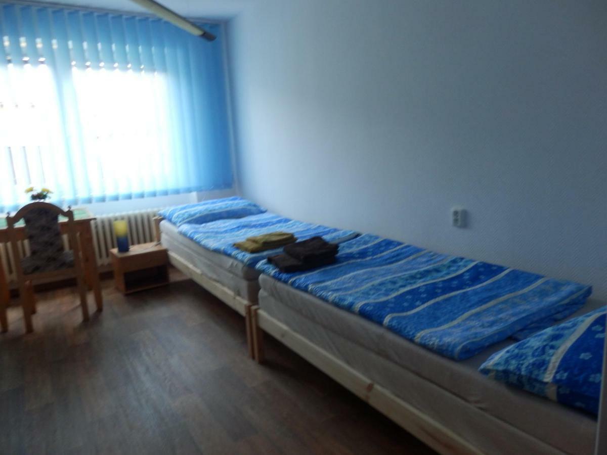 Frgo Ubytovani Vracov Zewnętrze zdjęcie
